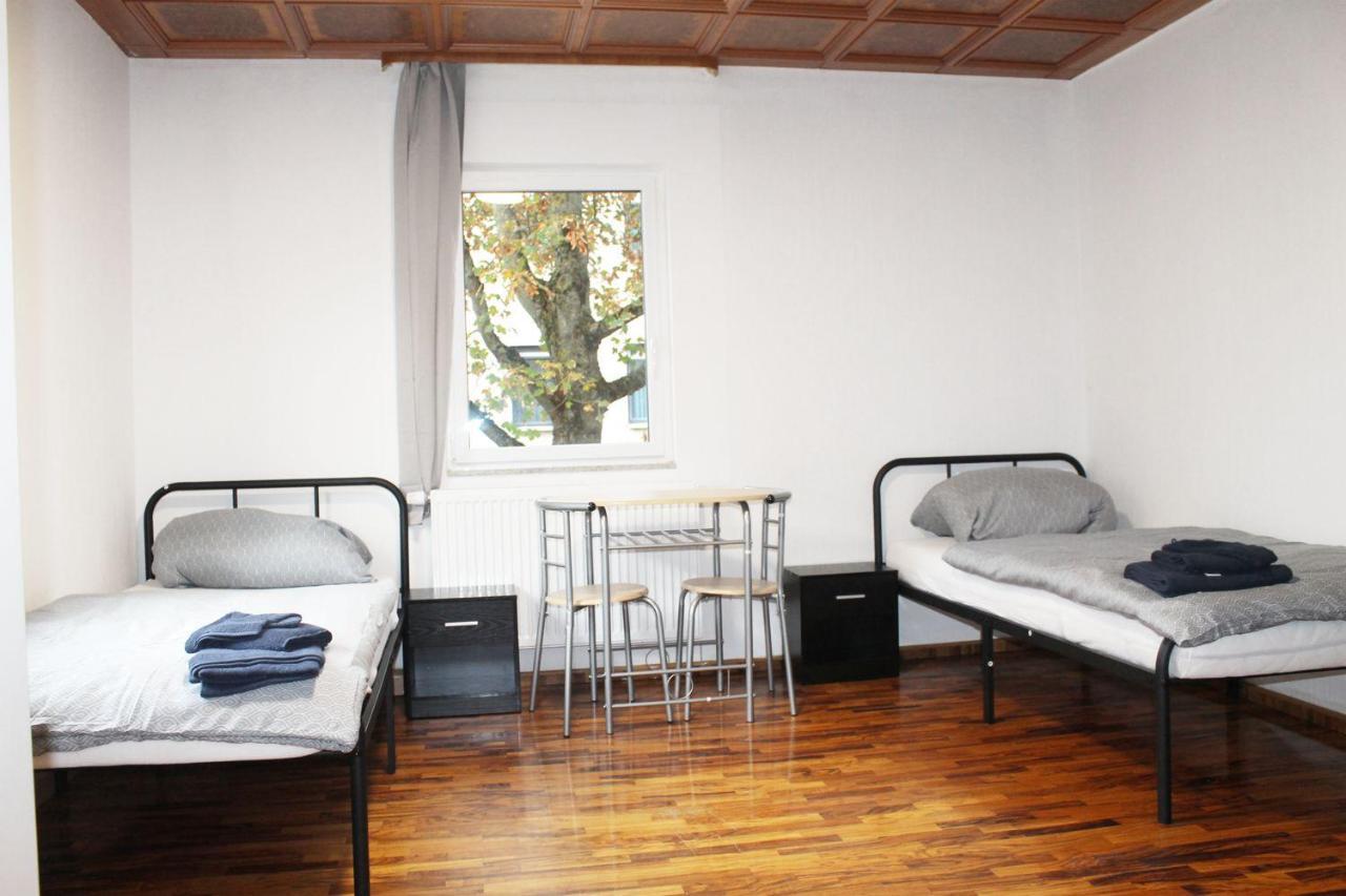 Fully Equipped Apartments Bonnigheim Екстериор снимка