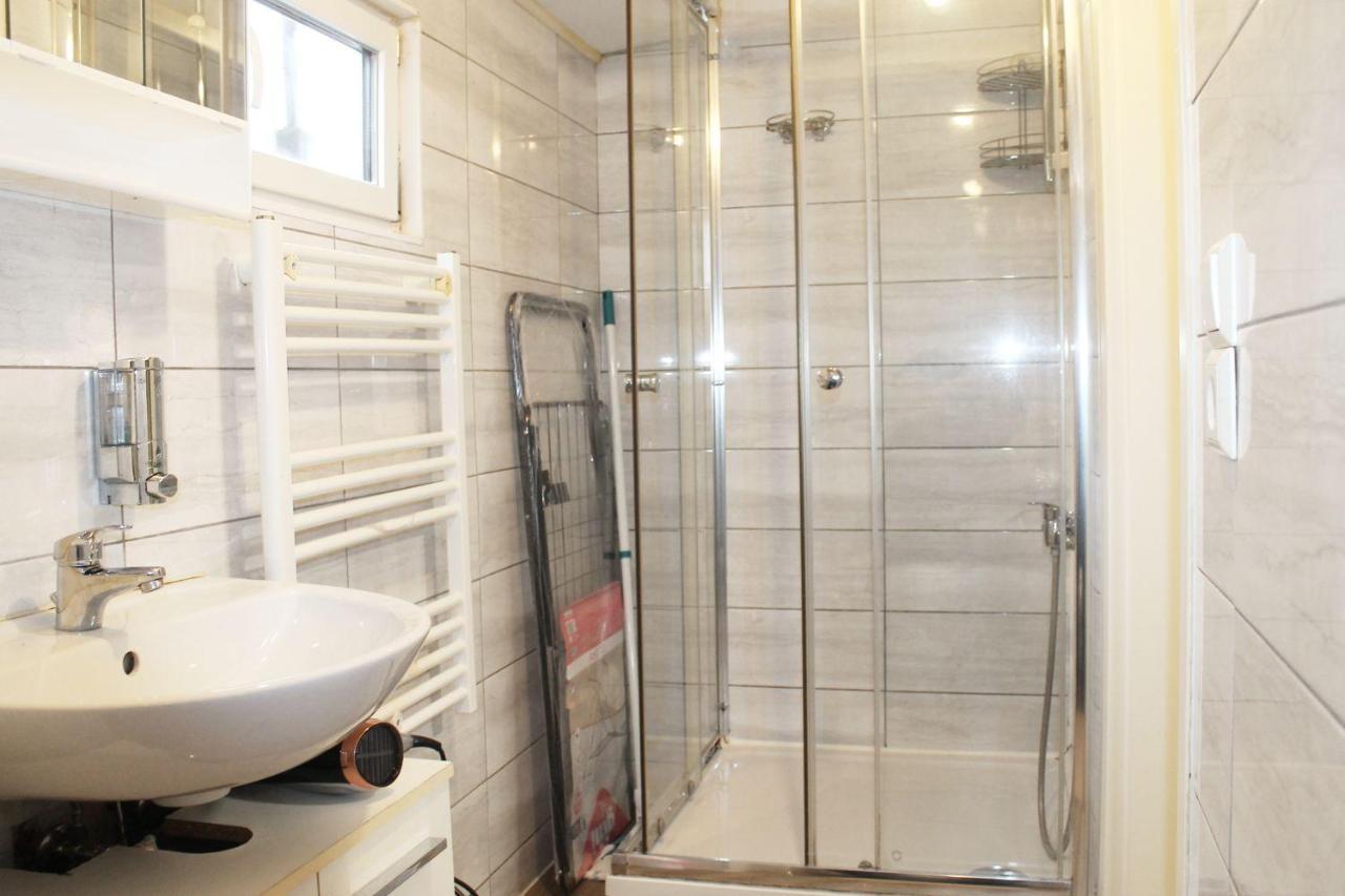 Fully Equipped Apartments Bonnigheim Екстериор снимка